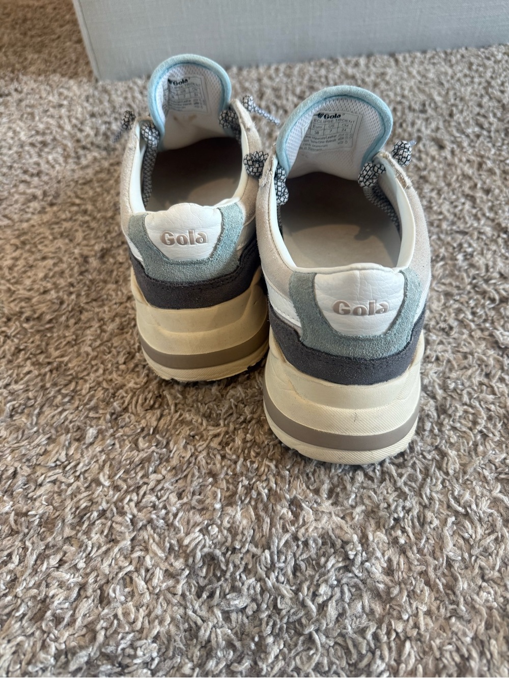 Gola Retro Runner in White and Light Blue - Picture 3 of 5